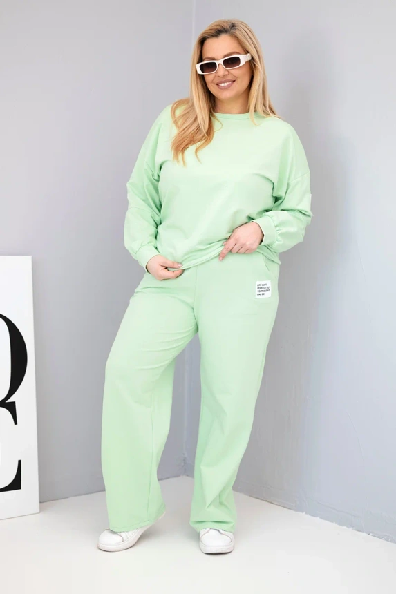 Dámská souprava Plus Size bavlněná s volnou mikinou a kalhotami s širokou nohavicí pistáciová