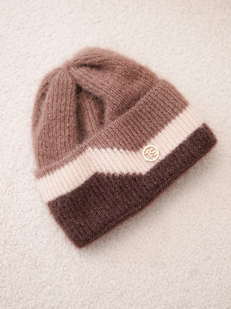 A hat women's beanie ribbed with decoration fango+brown