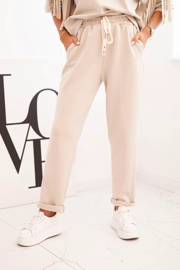 Komplet dámsky maslový s strapcami na rukávoch béžový