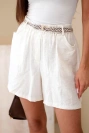 Damen-Shorts mit Leinenanteil und geflochtenem Gürtel hellbeige