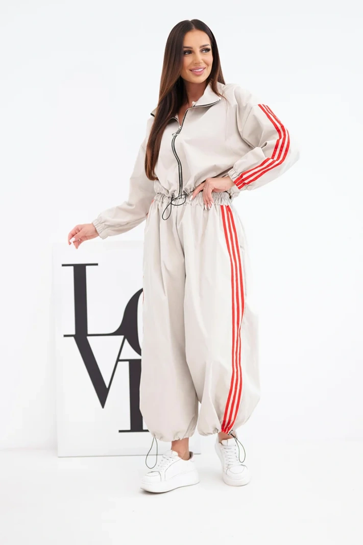 Women's cotton set with oversize trousers and contrasting stripes beige