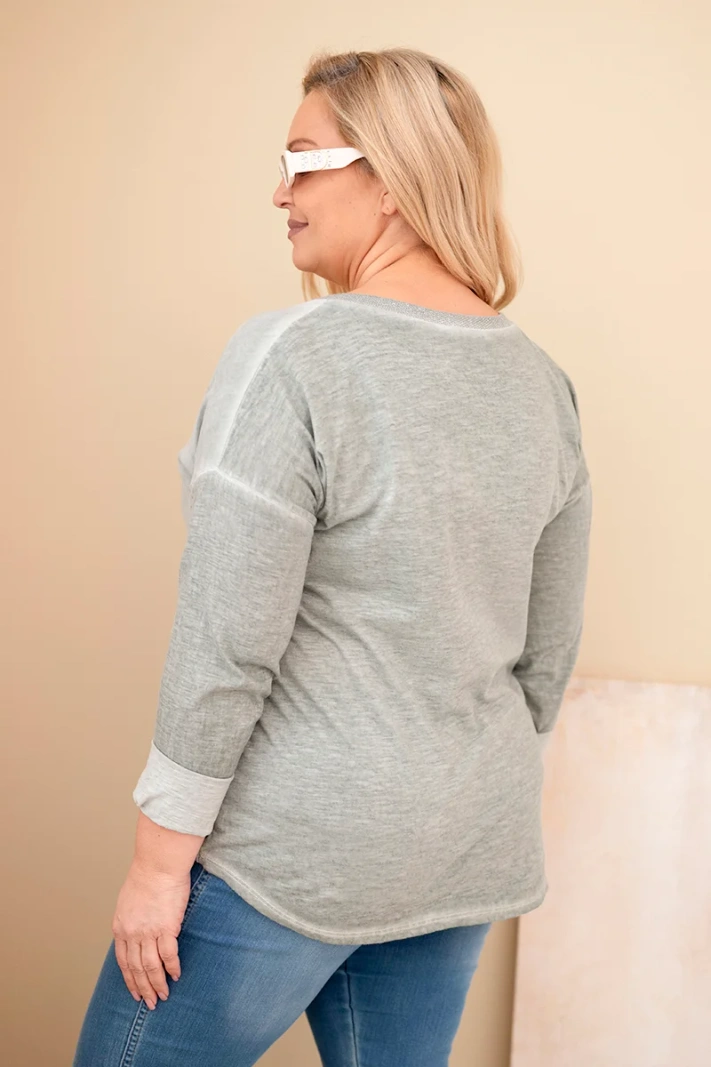 Moteriška Plus Size bluzonė su užrašu ir perlais khaki