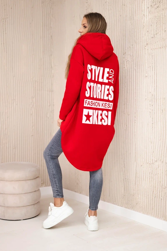 Padded sweatshirt with long back and hood red