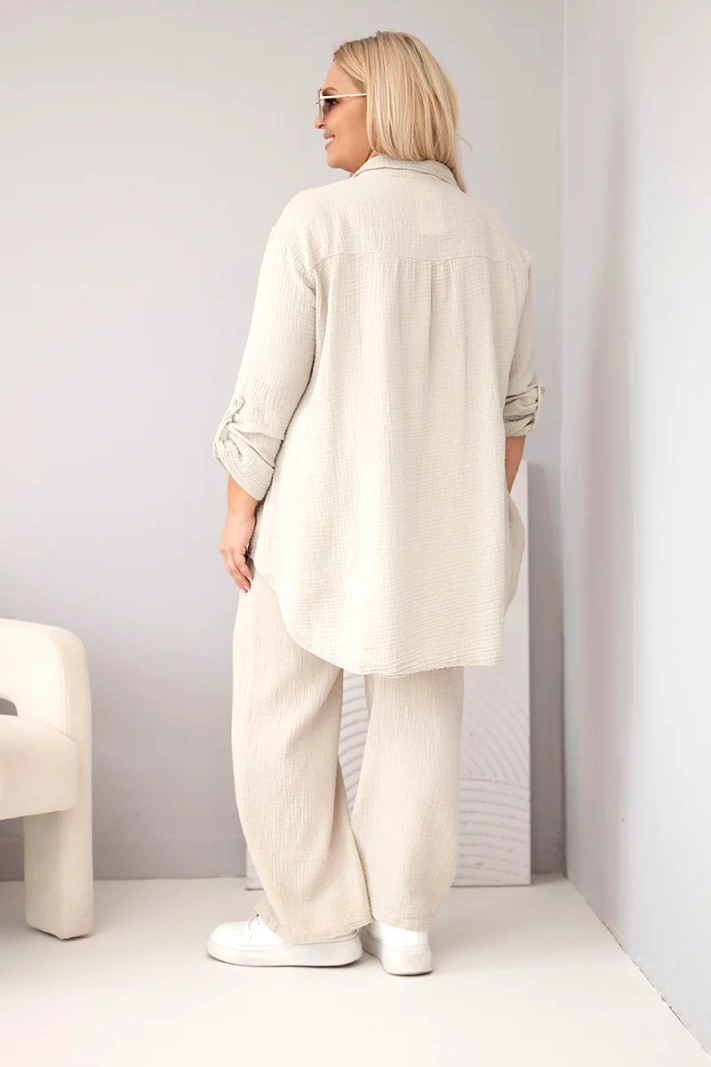 Women's plus-size muslin set with a button-front shirt and wide-leg trousers beige