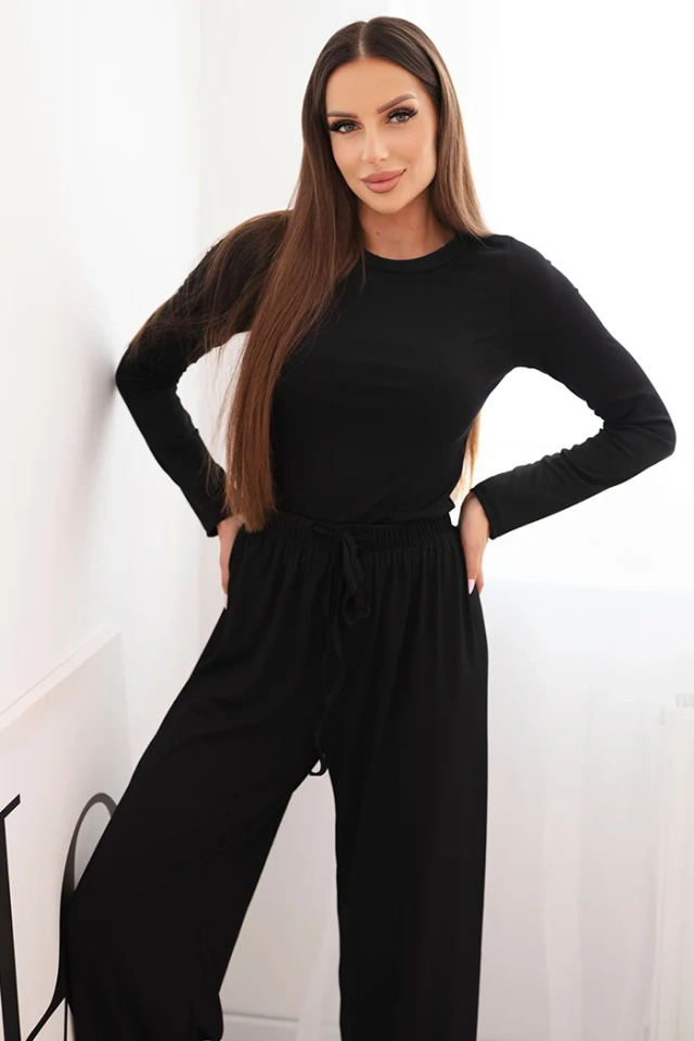 Damenanzug aus Viskose mit Bluse und weiten Hosen schwarz