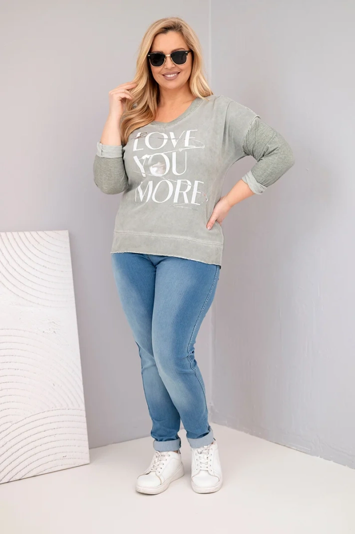 Dámska blúzka Plus Size s potlačou Love You More khaki