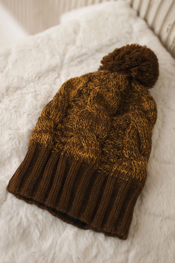 Cap with fleece Paryż K213 brown + mustard