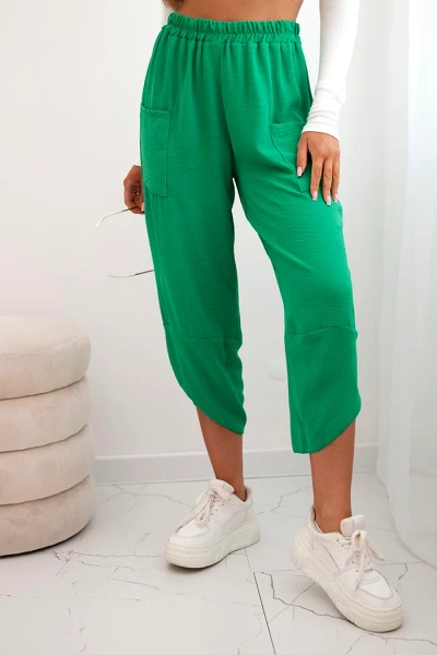 Trousers with wide leg and pockets green