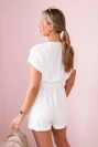 Kurzer Jumpsuit in der Taille gebunden ecru