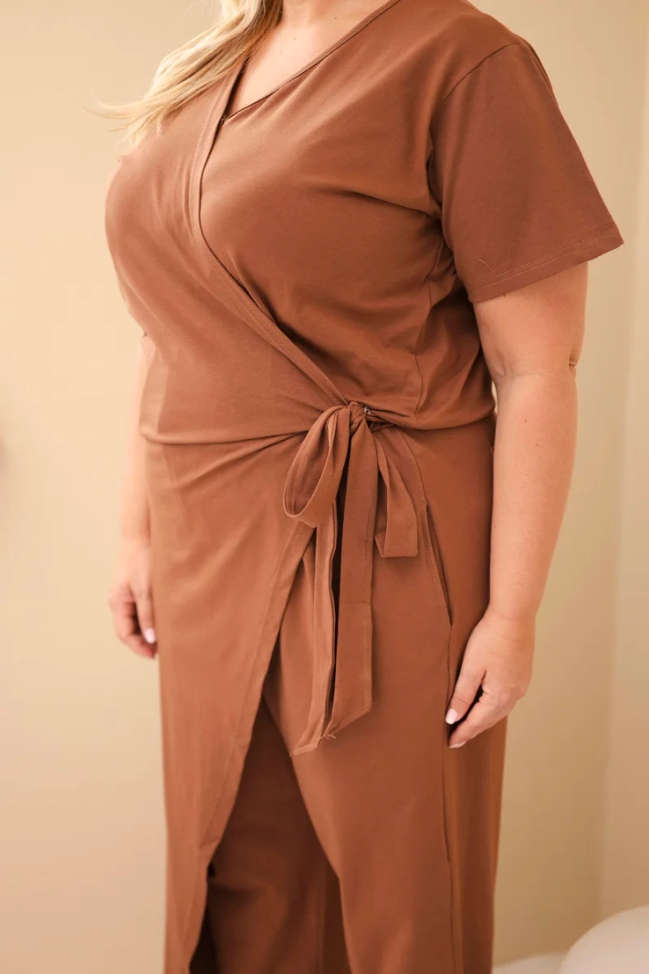 Dámsky bavlnený overal Plus Size s viazaním v páse camelový
