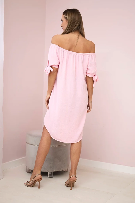 Kleid an den Ärmeln gebunden helles Puderrosa