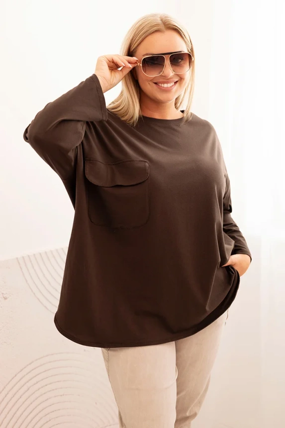 Damenbluse Plus Size aus Baumwolle mit Tasche und hochgekrempeltem Ärmel braun