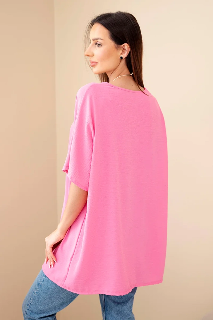 Oversized blouse with pendant pink