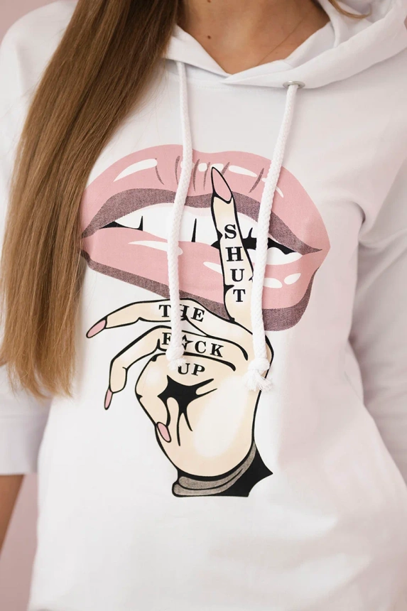 Kleid mit längerem Rücken und buntem Druck weiß