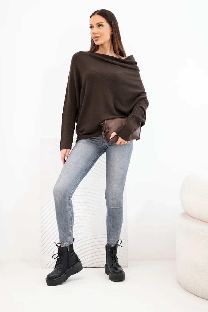 Damenpullover aus Viskose asymmetrisch in Fledermausform braun