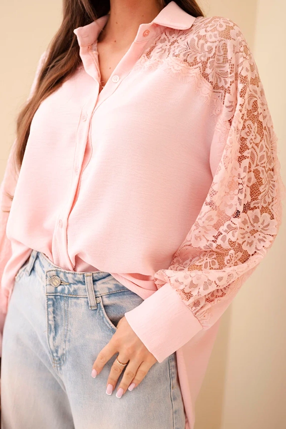 Women's viscose shirt with lace sleeves and collar powder pink