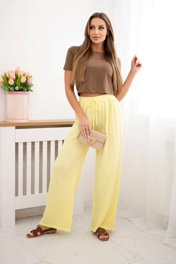Musselin-Hose mit weitem Bein gelb