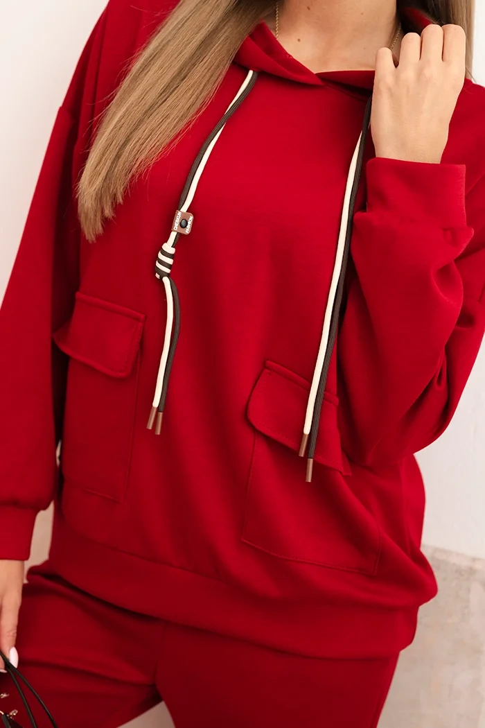 Damen Set aus Kapuzenpullover und Hose mit Gürtel, bordeaux masełkowy