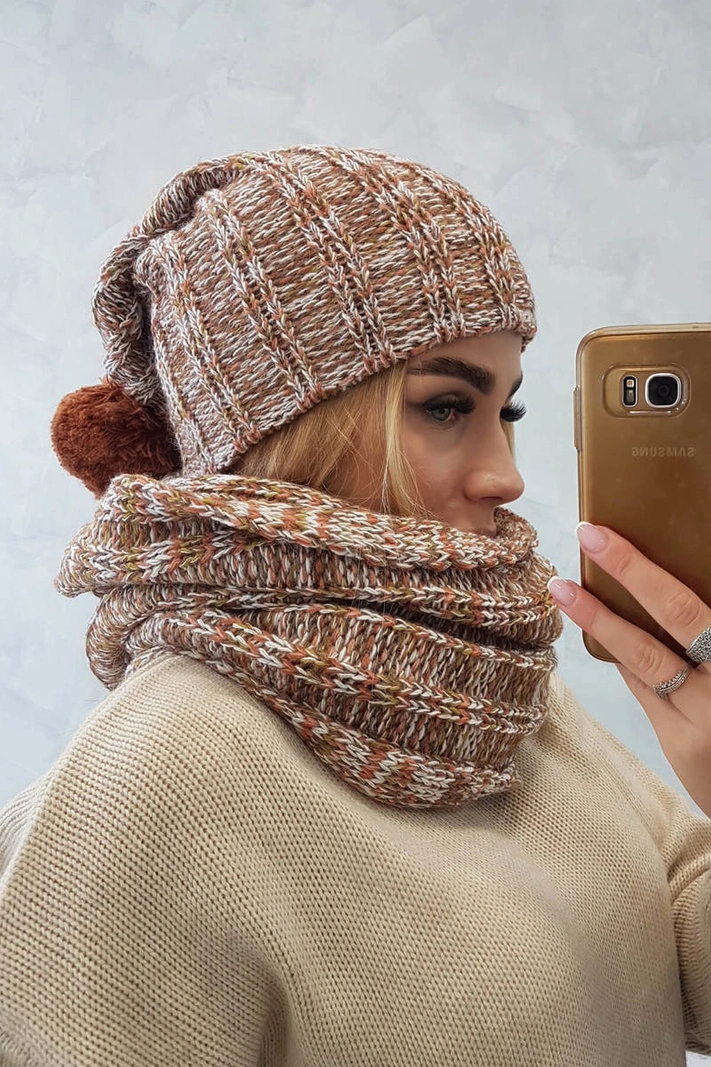 Moteriškas vilnonis rinkinys 4 sezonai K263 camel+white