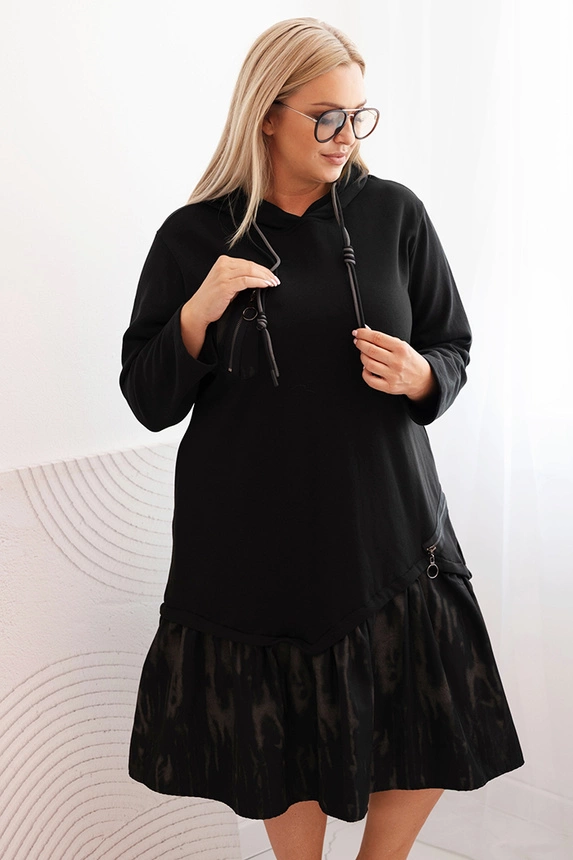 Damen Plus Size Kleid aus Baumwolle mit Kapuze und Rüsche schwarz