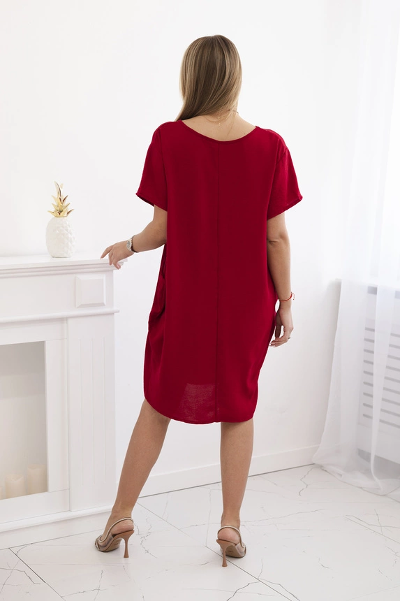 Kleid mit Taschen und Anhänger weinrot