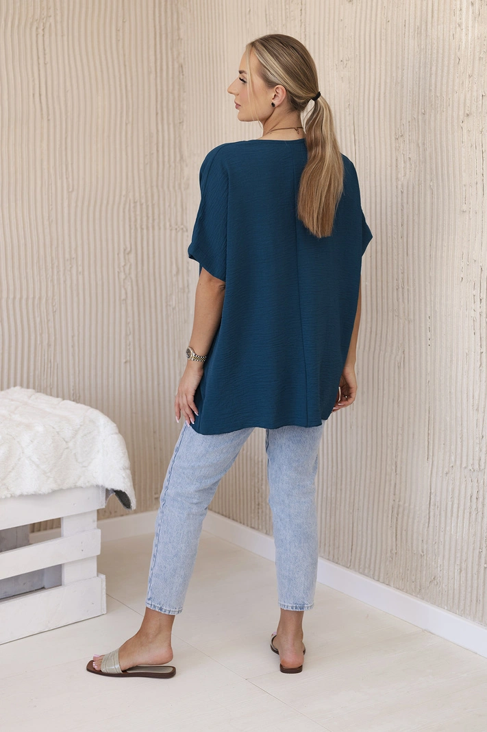 Oversized blouse with pendant nautical