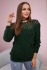 Sweter z ażurowym zdobieniem zielony