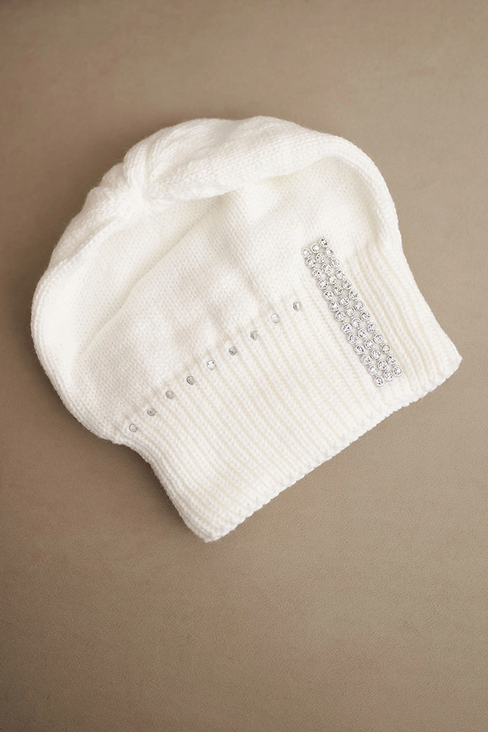 Damenwintermütze aus Wolle mit Zirkonia K453 weiß