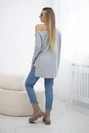 Blouse with a print and longer back gray