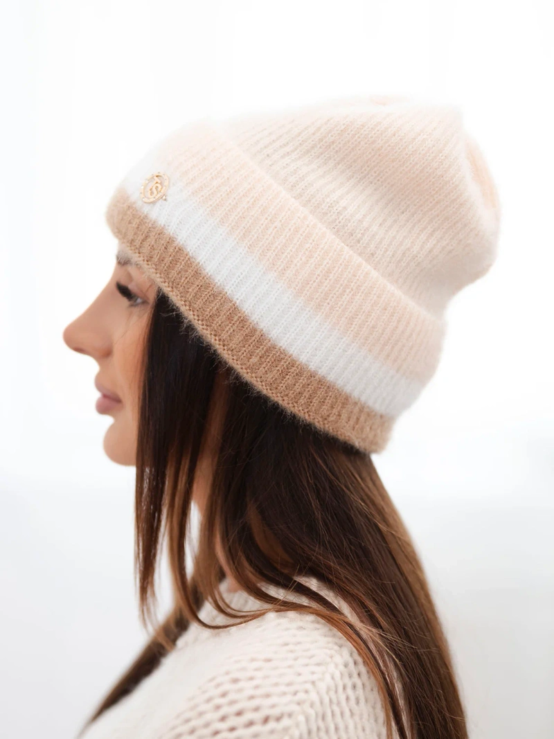 Damenmütze Beanie gerippt mit Verzierung camel