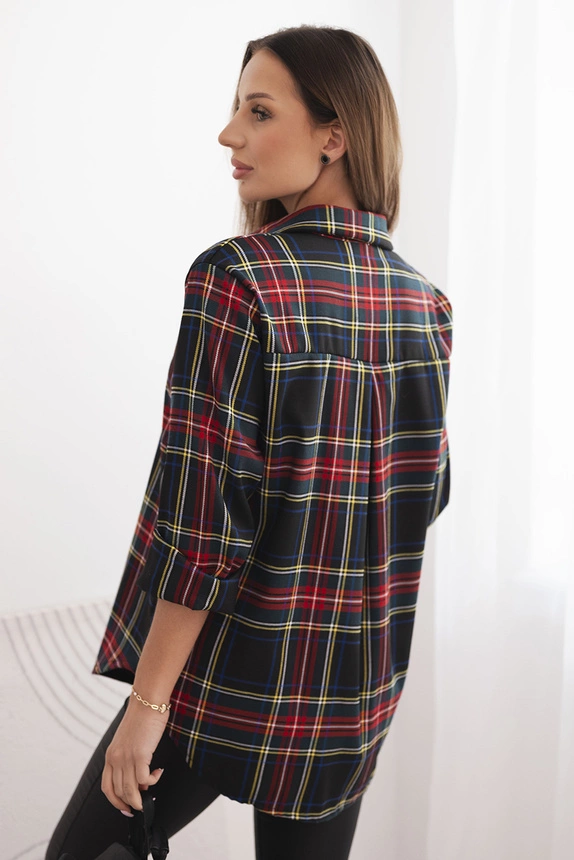 Women's plaid shirt with a longer back black