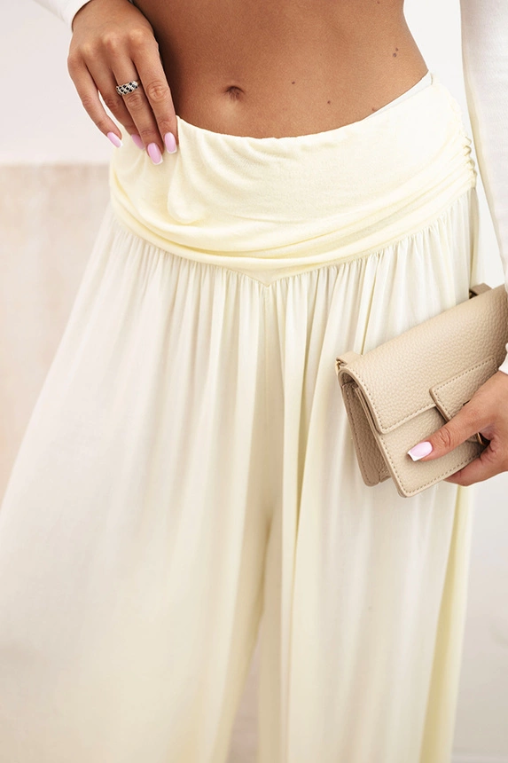 Dámske viskózové nohavice so širokými nohavicami a volánikmi žltý