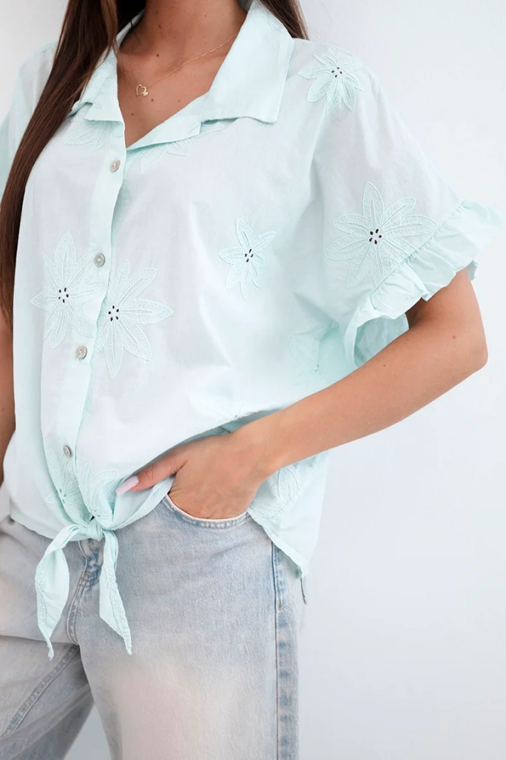 Women's cotton tie-front shirt with floral embroidery mint