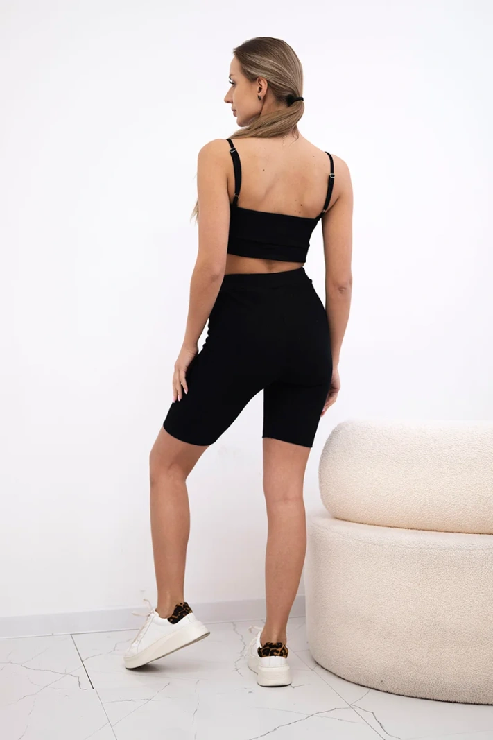 Set with high-waisted pants black