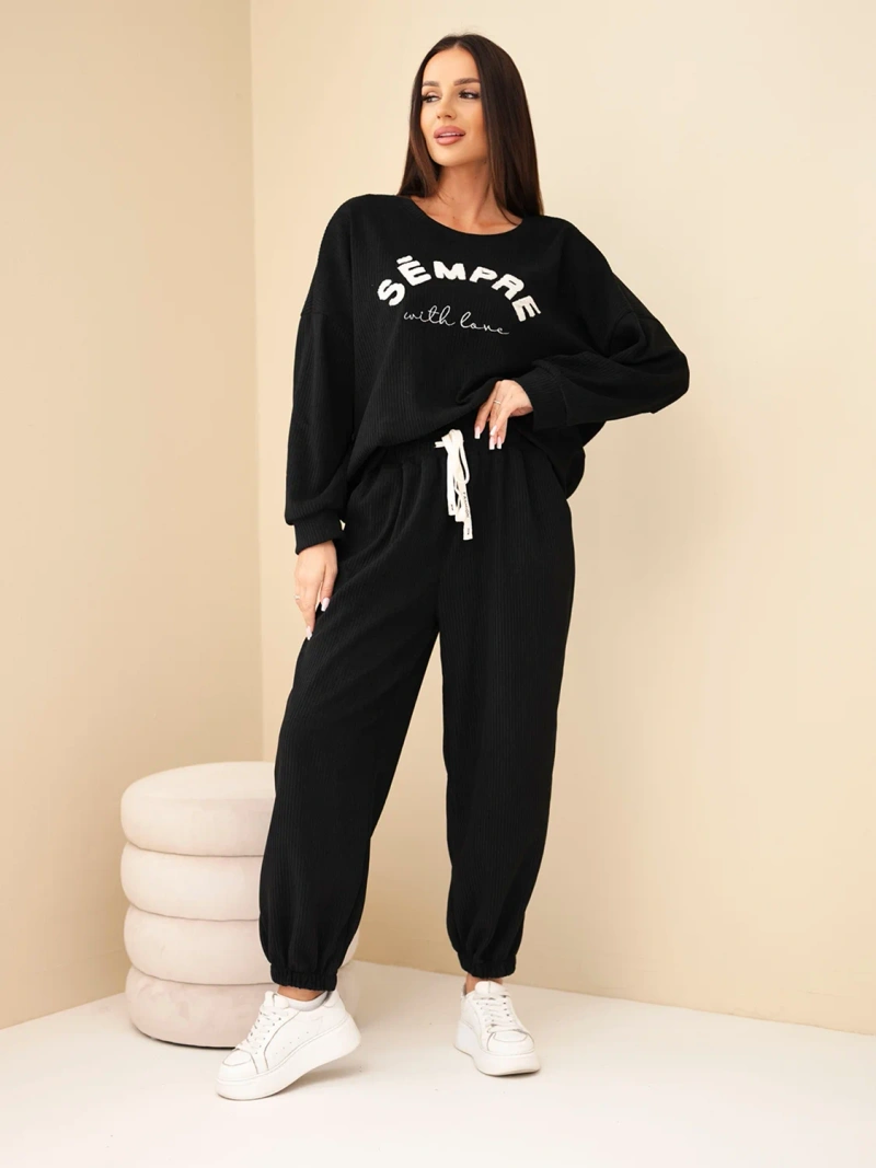 Women's corduroy set with sweatshirt and jogger pants black