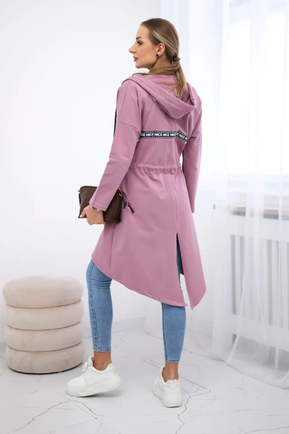 Pláštěnka s delšími zády tmavě růžová