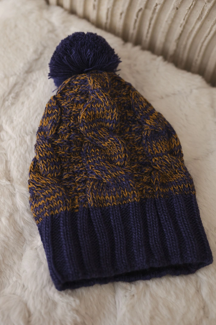 Cap with fleece Paryż K213 purple + mustard