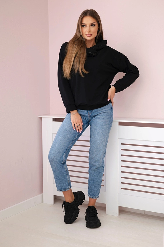 Women's sweatshirt with a zipper on the hood black