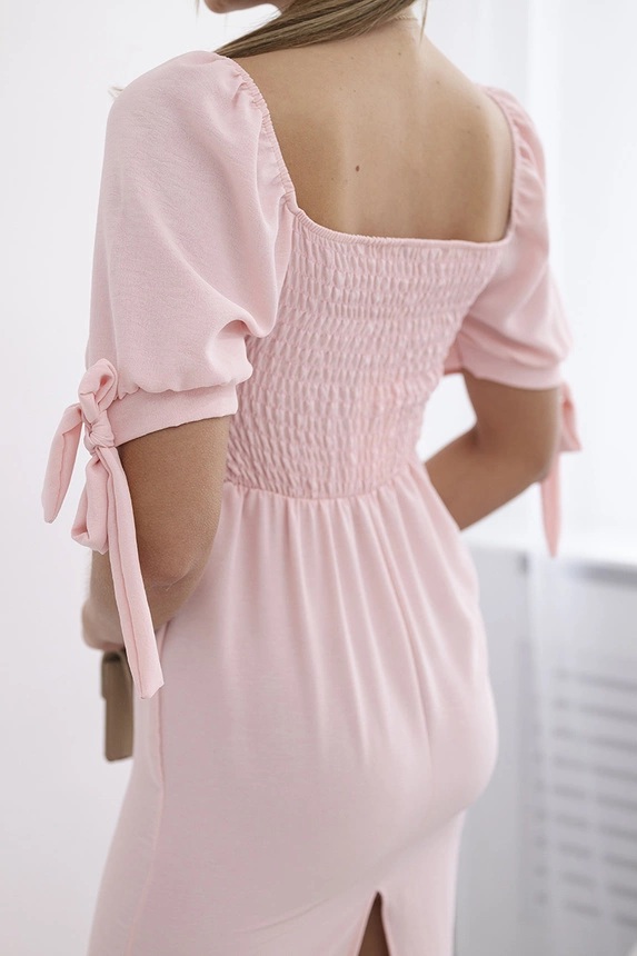 Dress ruffled at the back with tied sleeves light pink