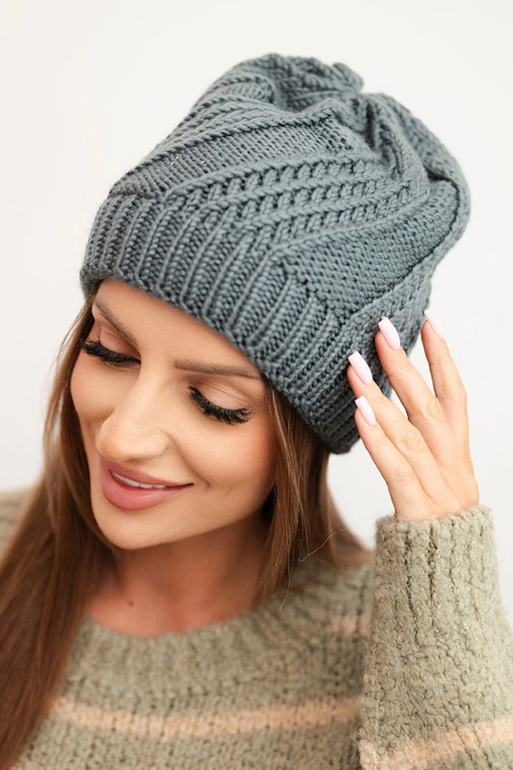 Women's winter hat with wool graphite