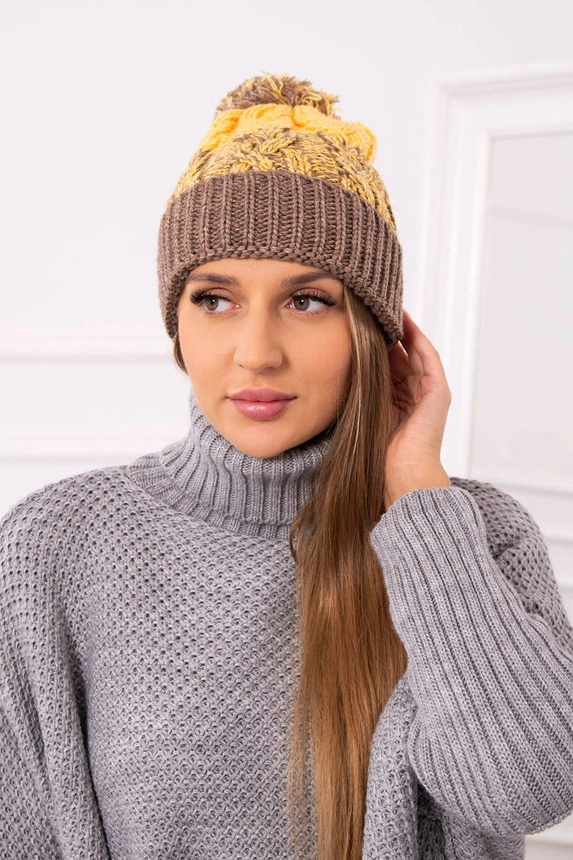 Dámska čiapka s pomponom Abigail K326 cappuccino+žltá
