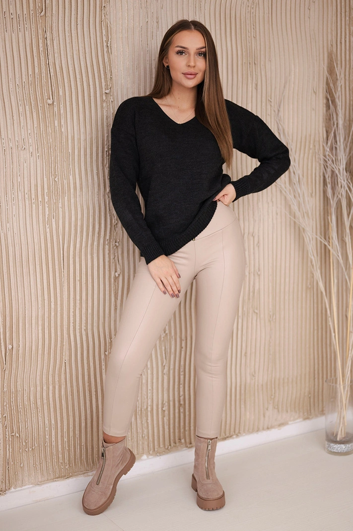 Sweater with V neckline graphite