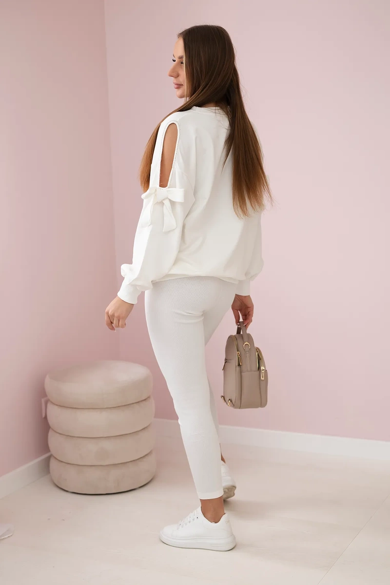 Komplet bluzy z kokardą na rękawach i legginsów ecru zdjęcie 3