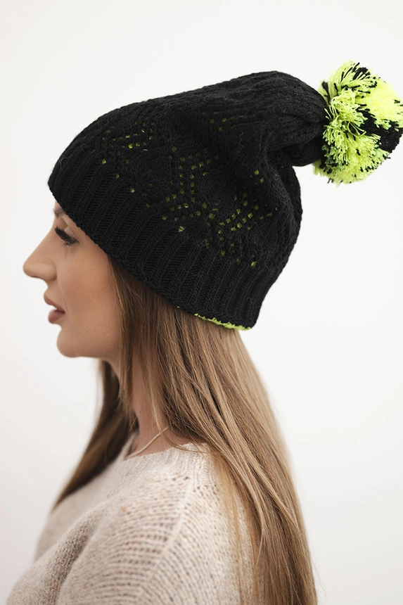 Cap with fleece Marta K231 ecru