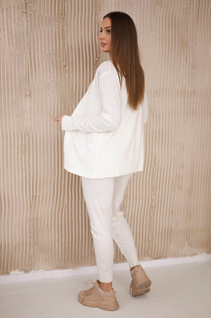 3-piece sweater set ecru