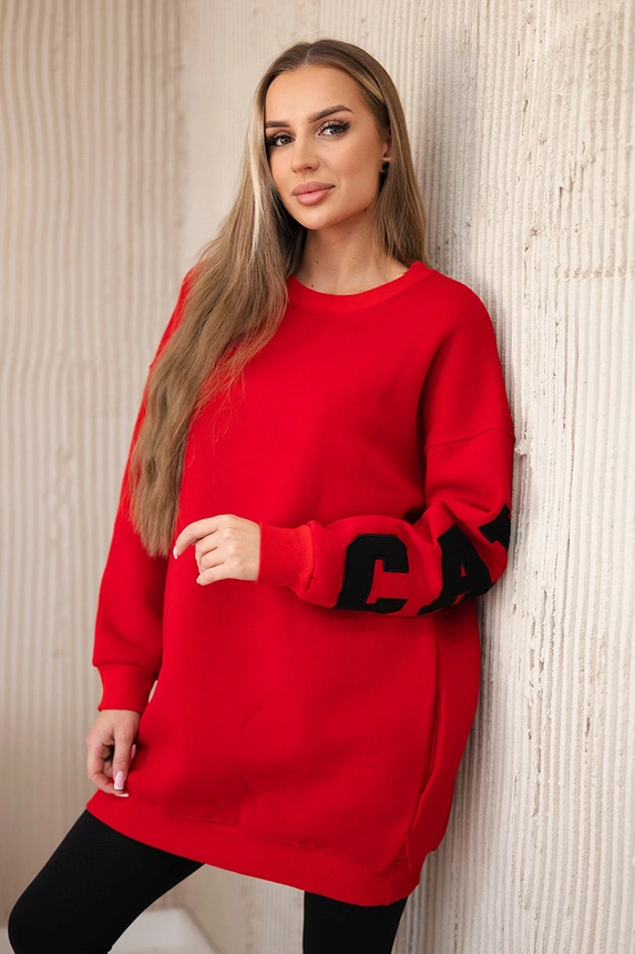 Isoliertes Sweatshirt mit kalifornischem Schriftzug red
