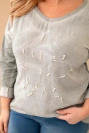 Damenbluse Plus Size mit Aufdruck und Perlen khaki