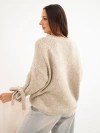 Sweter damski oversize z wiązaniami przy rękawach ciemny beżowy