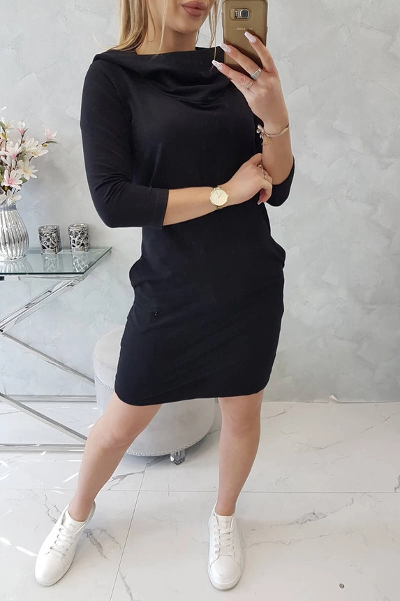 Dress with a hood and pockets black