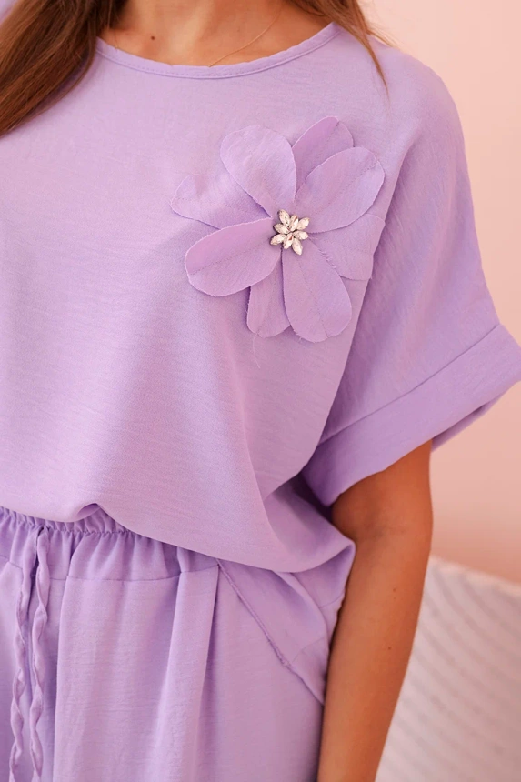 Women's viscose set with decorative flower and wide trousers - fuchsia light purple